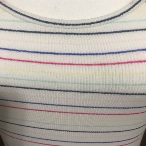 Cute Hollister tank top - Picture 2 of 2